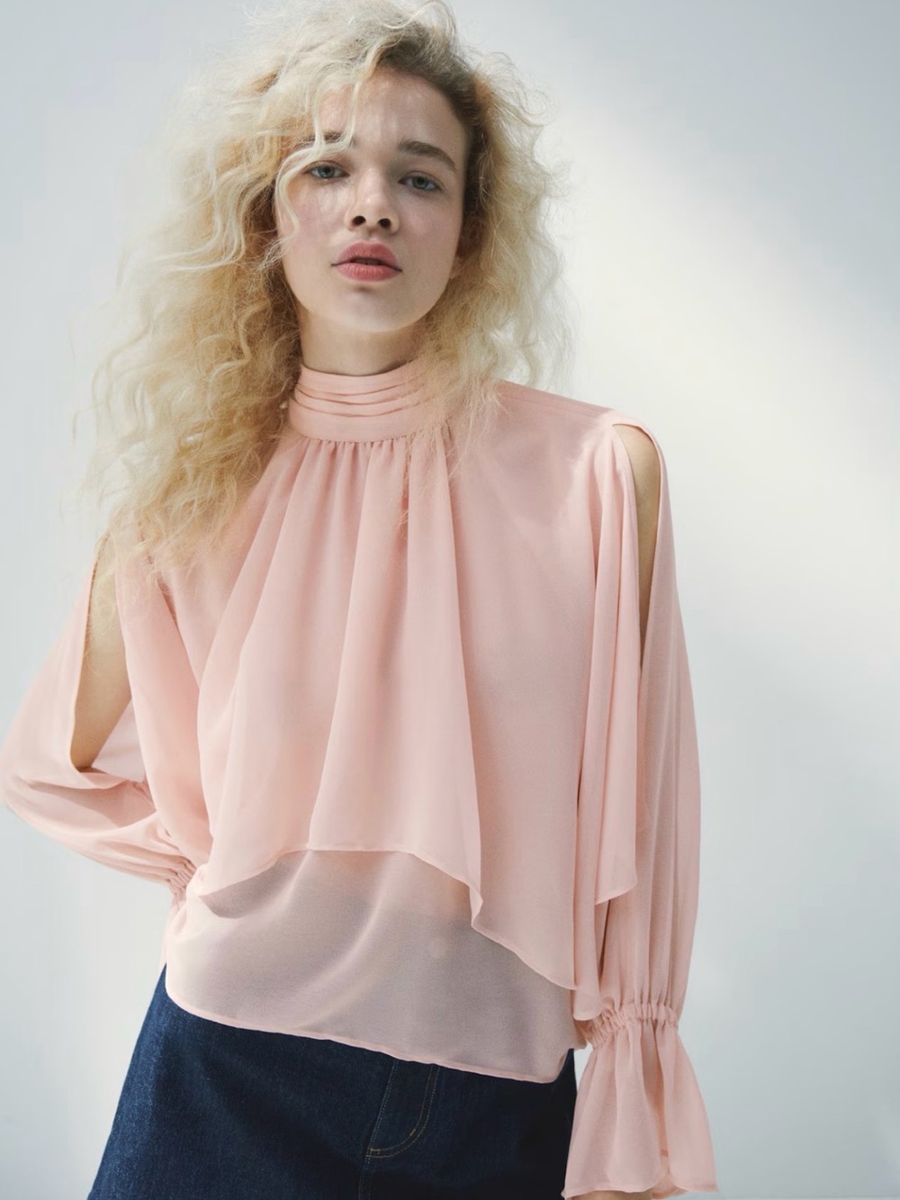 H&M FLOUNCED CAPE-DETAIL BLOUSE Women's High-Neck Chiffon Blouse in Blush Pink